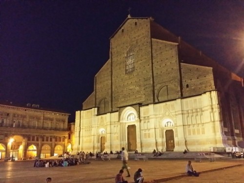 Basilika_Bologna_aussen