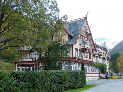 Hotel Union, Oye